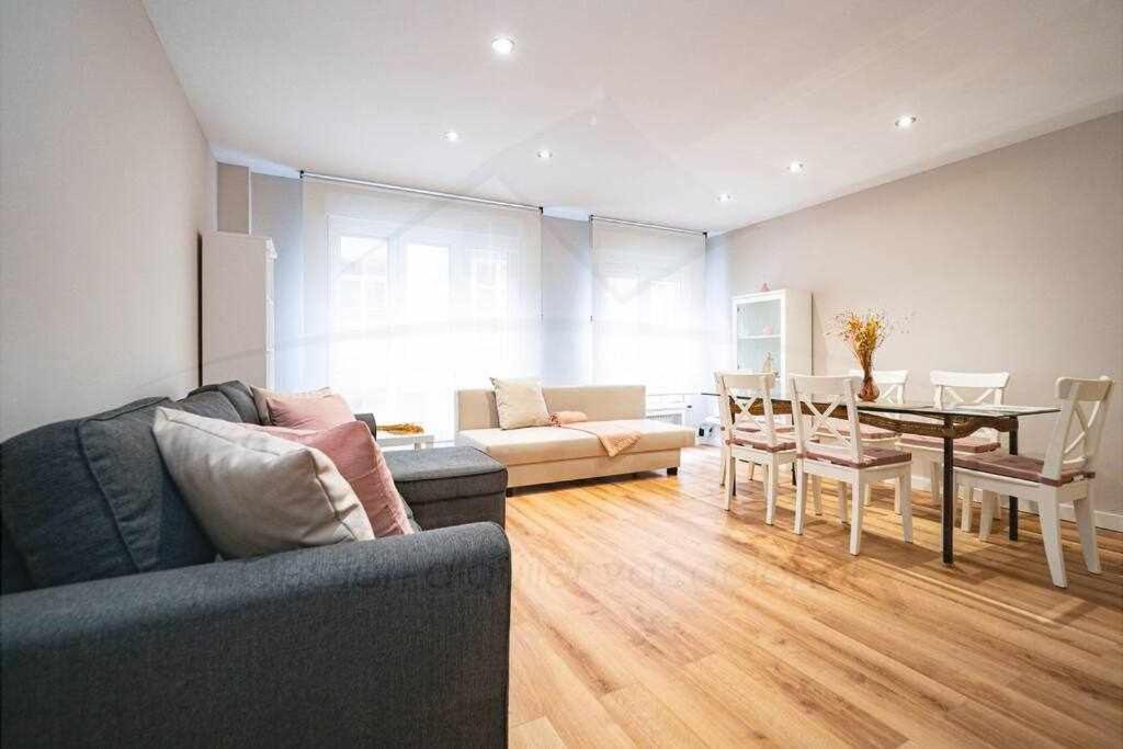 Begona Apartamento Gijon Bagian luar foto