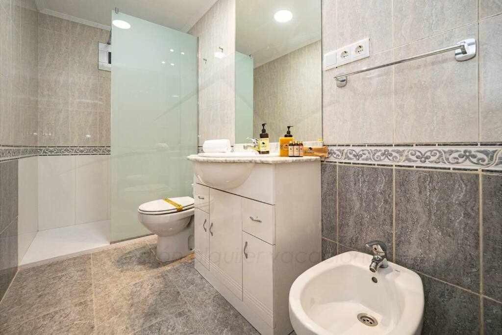 Begona Apartamento Gijon Bagian luar foto