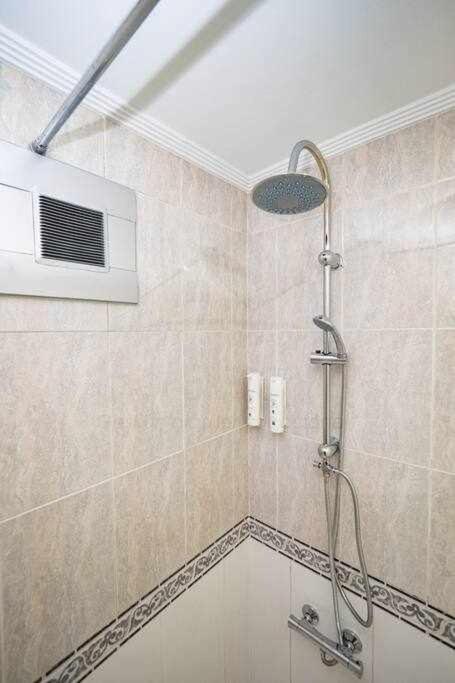 Begona Apartamento Gijon Bagian luar foto